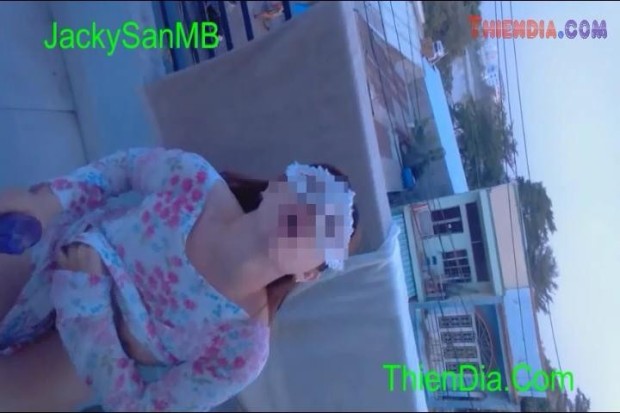 Clip sex áo dài thủ dâm